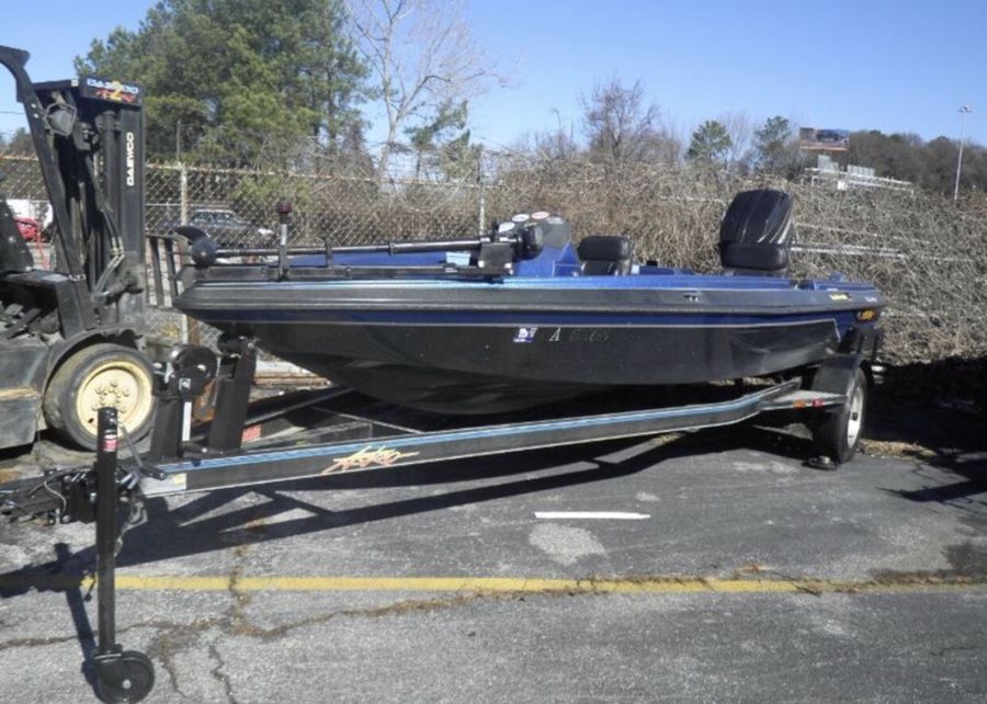 ***** 1990 ASTRO QUICKFIRE BASS BOAT WITH MERCURY 150 ENGINE *****
