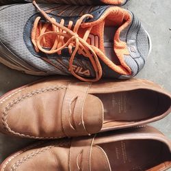 2 Men's Shoes Size 9.5