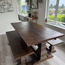 Farmhouse Style Dining Table With Extension Leafs