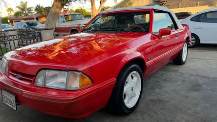 1992 Ford Mustang Summer Edition