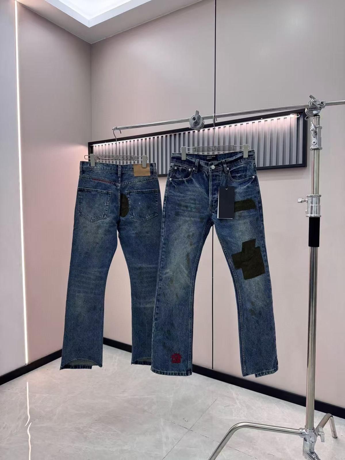 E R D (ENFANTS RICHES DÉPRIMÉS JEANS) 