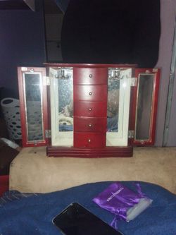 Jewelery Box