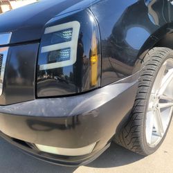 Brand New Escalade Headlights 2007-2013