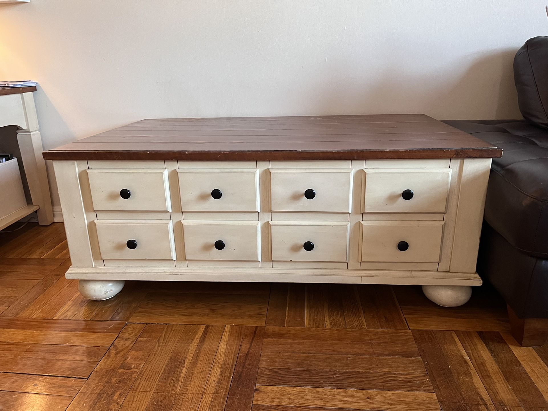 Coffee Table With Drawers 