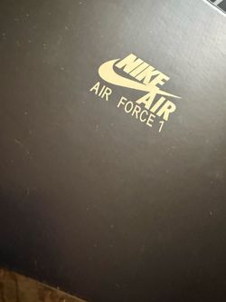 Air Force 1 ‘07 lv8 10.5 men’s 12 women’s