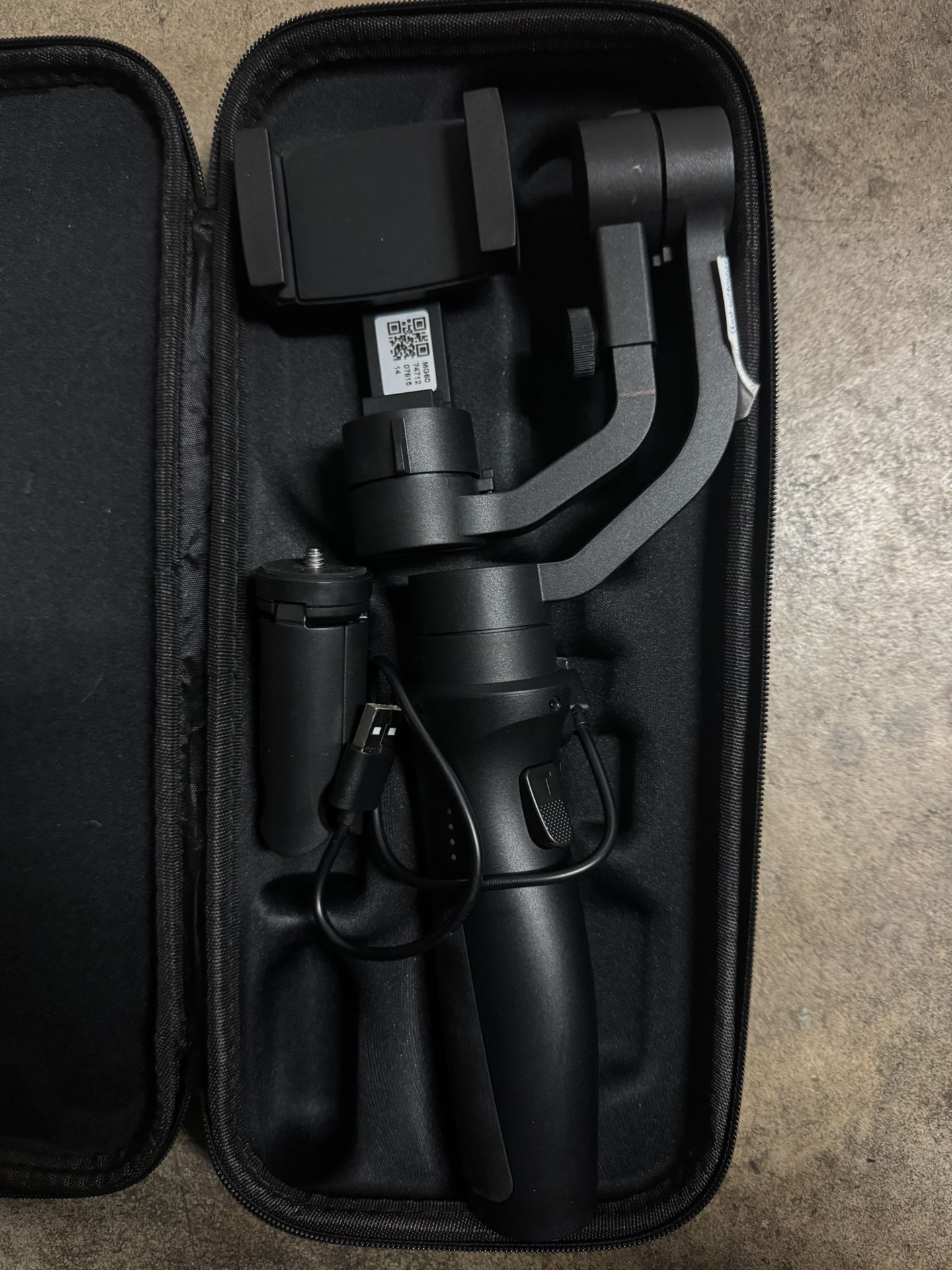 Hohem iSteady Gimbal Stabilizer for Smartphone 3 Axis Phone Gimbal Android/iOS