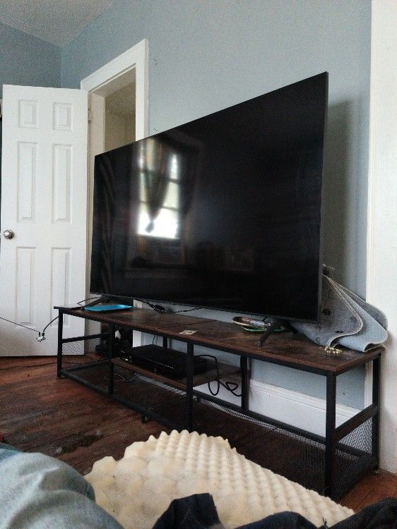 75" Samsung 4k Smart Tv With Stand