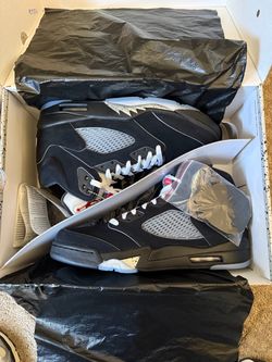 Air Jordan 5 “Black Metallic Reimagined”