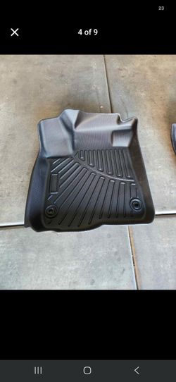 2023 - 2026 Honda CR-V fits all models including hybrid. All wheather floor mats set