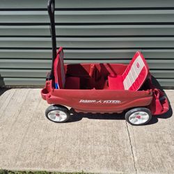 Radio Flyer Wagon 