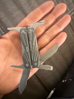 Gerber multi tool