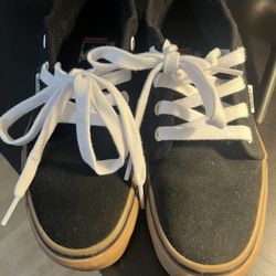 Chukka Low Vans