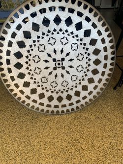 Metal Round Wall Decor