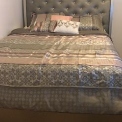 Queen Bedroom Set 