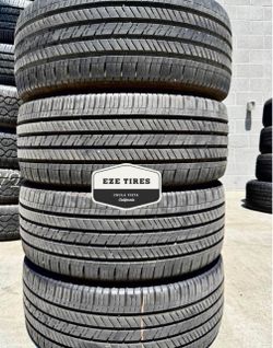 255/45/20 Goodyear Set De Tires con 80%  de vida las 4