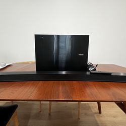 Samsung 2.1 Curved Sound Bar