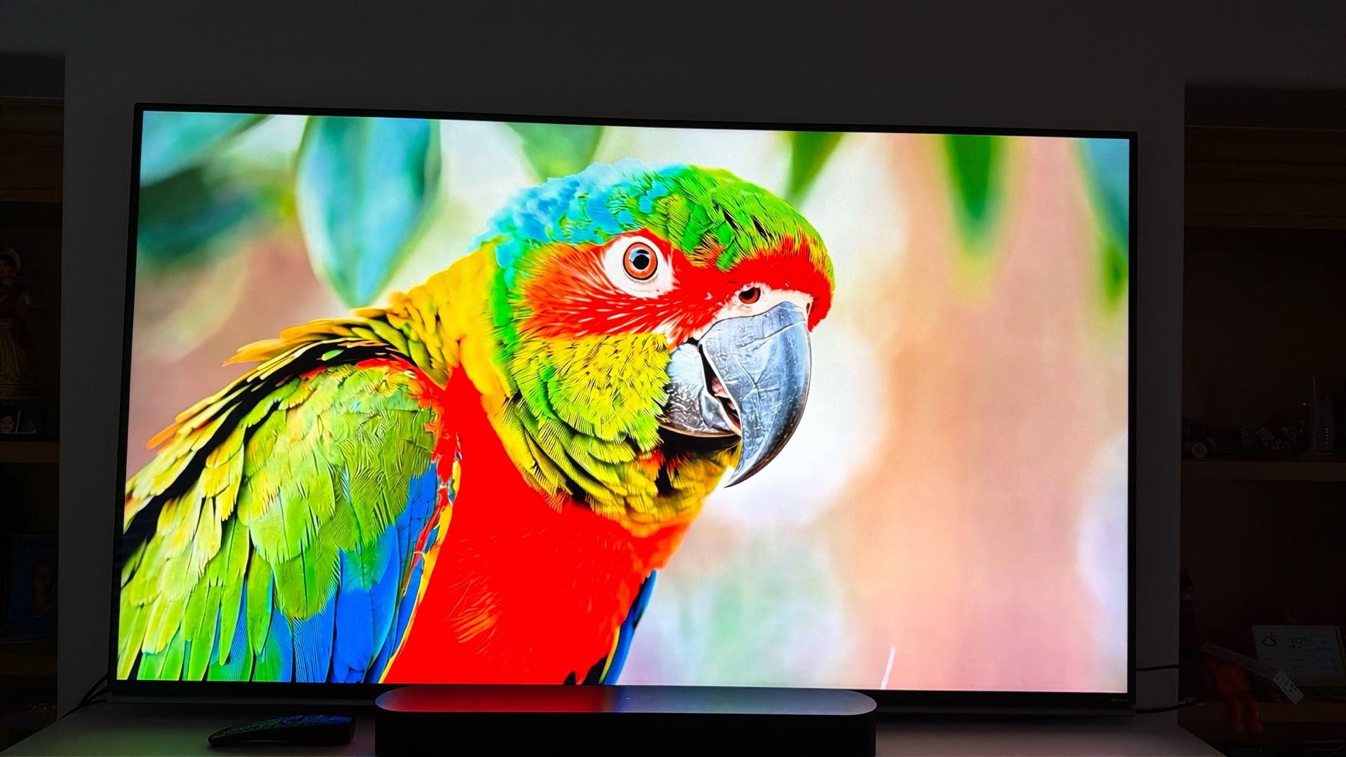 65” LM7600 LG LED 4K TV 3D Capable With Glasses