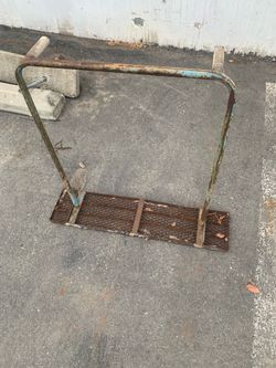 Concrete tamper