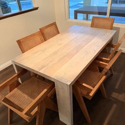 Dining Table & Chairs