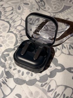 Samsung Galaxy Buds pro 4