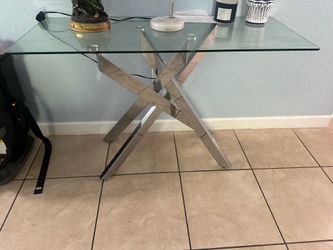 Moving out sale (best offer)