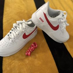 Supreme x Air Force 1 Low 'Box Logo - Speed Red' Shanghai Excl...