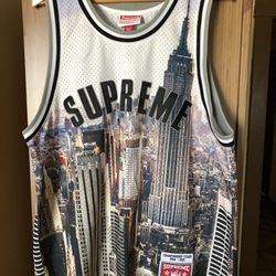 Supreme x Louis Vuitton Spring 2022 Baseball Jersey for Sale in Roseville,  MI - OfferUp