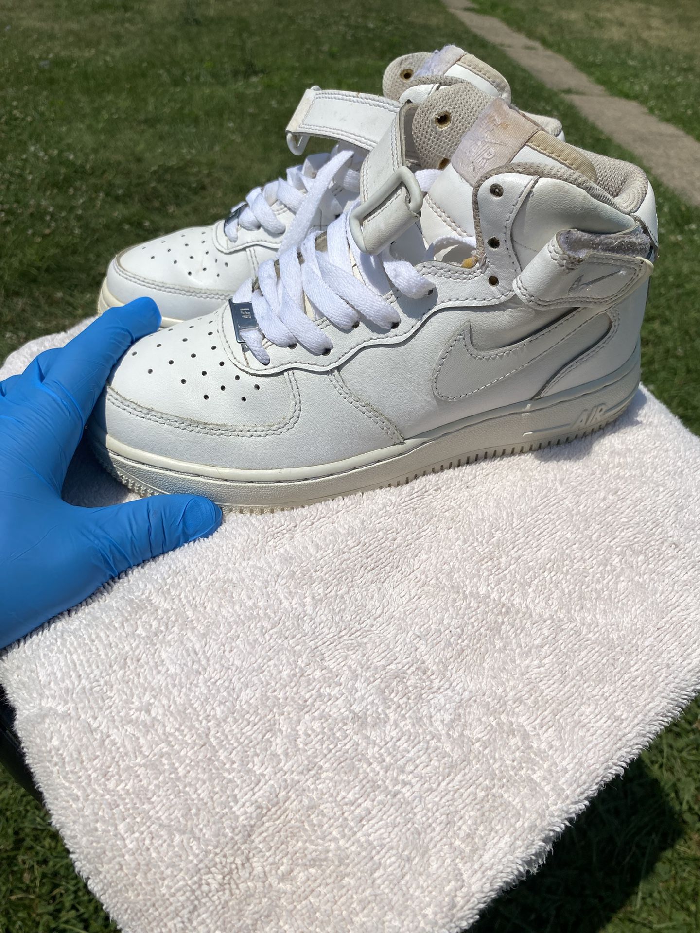 Air Force Ones Size 3.5