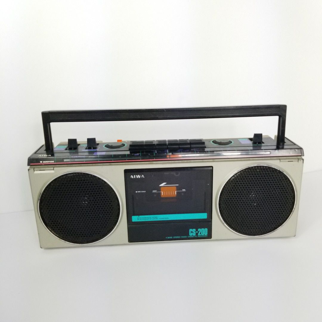 Vintage 1982 Aiwa Boombox Portable Radio Cassette Player. $55 OBO
