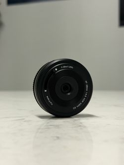 Viltrox 28mm f/4.5 Pancake