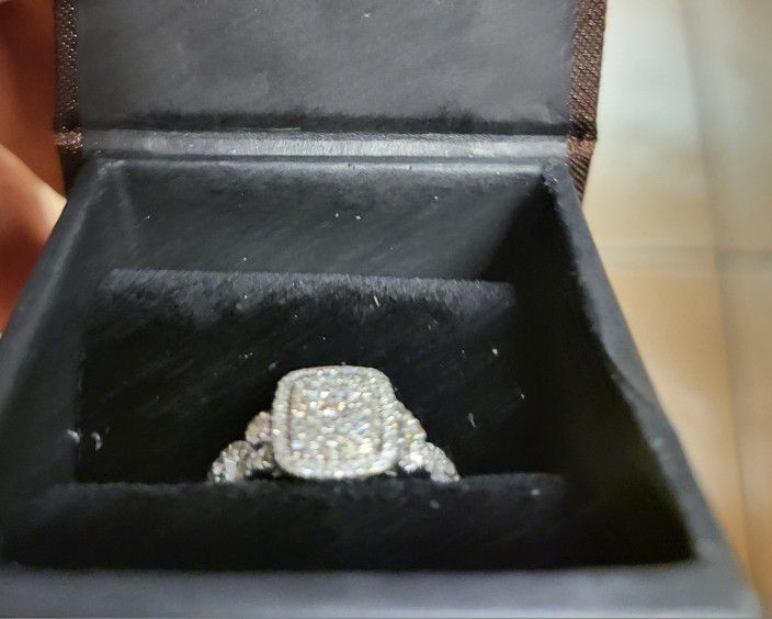 2 Carat Natural Diamond Engagement Ring 