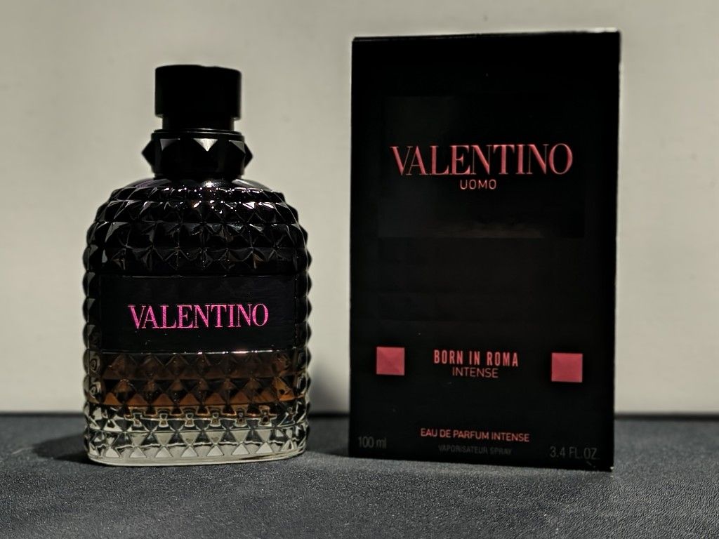 Valentino Uomo Born In Roma (NOT INTENSE) 3.4oz (100ml) Full Bottle