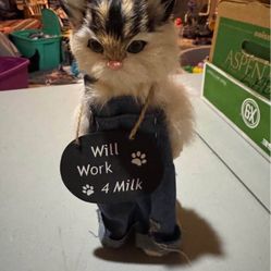 Cat Figurines