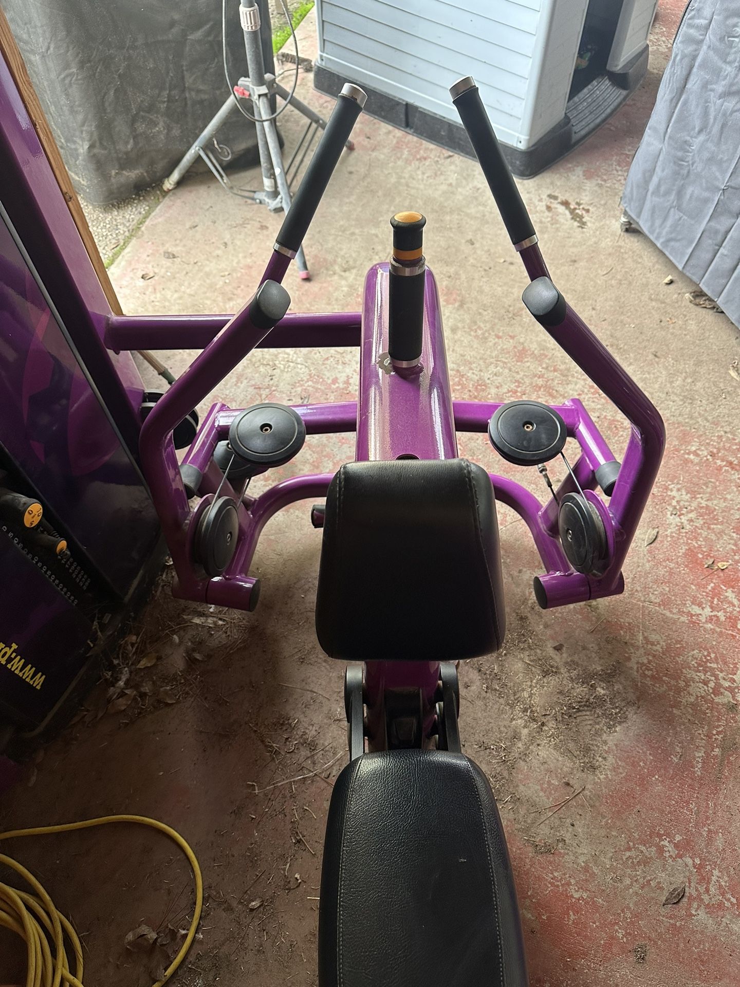 Life fitness GYM Equipment Must Go!