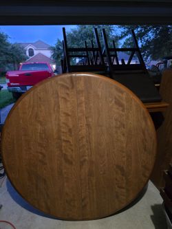Ethan Allen Vintage Circle Table with 6 Chairs and 2 Leaves