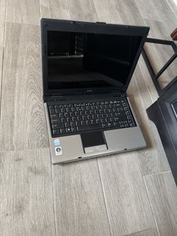 Acer Aspire 5570z Laptop For Parts 