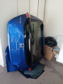 Civic Hachtback Tailgate