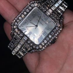 Bussdown Cartier Watch – Diamond Look Case & Band”