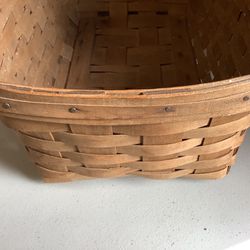 LONGABERGER, VINTAGE HOME/OFFICE STORAGE BASKET. LARGE - 15” x 5.5” x 10”.  GREAT CONDITION.