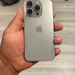 iPhone 15 Pro 