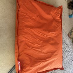 INDOOR/OUTDOOR BEAN BAG CHAIR