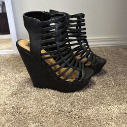 Women’s Shiekh Black High Heel Shoes Size 8 - Everett, Wa