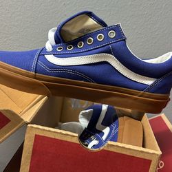 Men’s Vans - Size 9