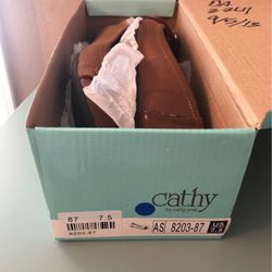 Shoes • Flats • Size 7.5 Brown  •