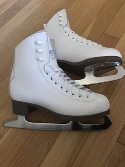 Jackson Figure Ice Skates