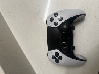 DualSense Edge WirelessController