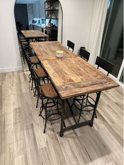 Restoration Hardware Dinning Set (Bar Height)