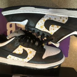 Supreme Nike Dunk Low 8 & 12 