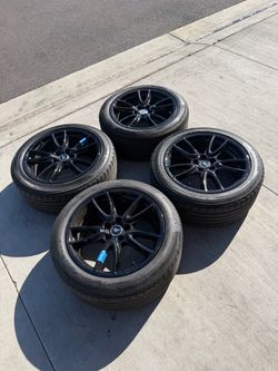 Mustang track pack wheels 19 inch