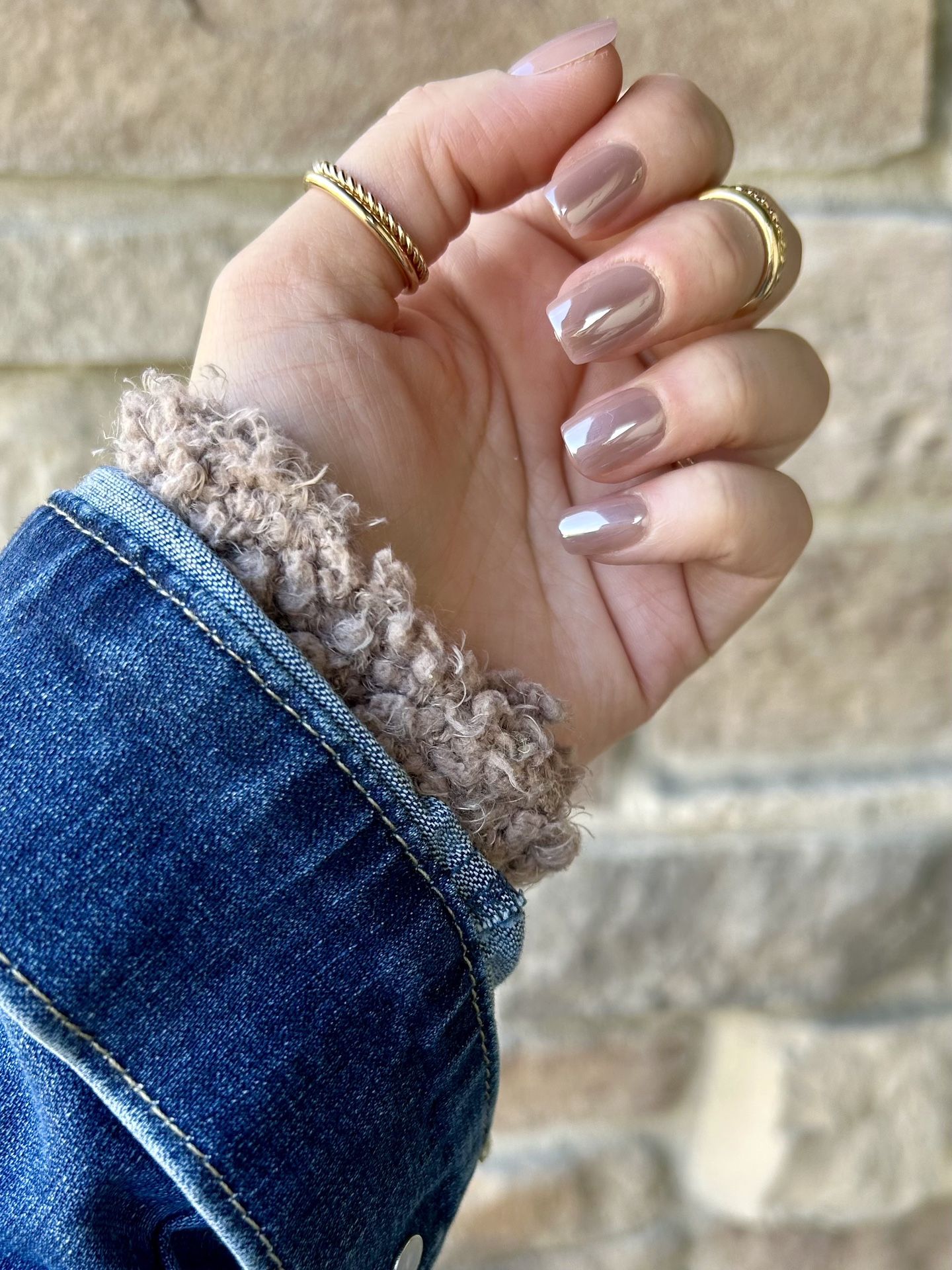 Magnetic Matilda (Acrylics/Squoval) Press on nail